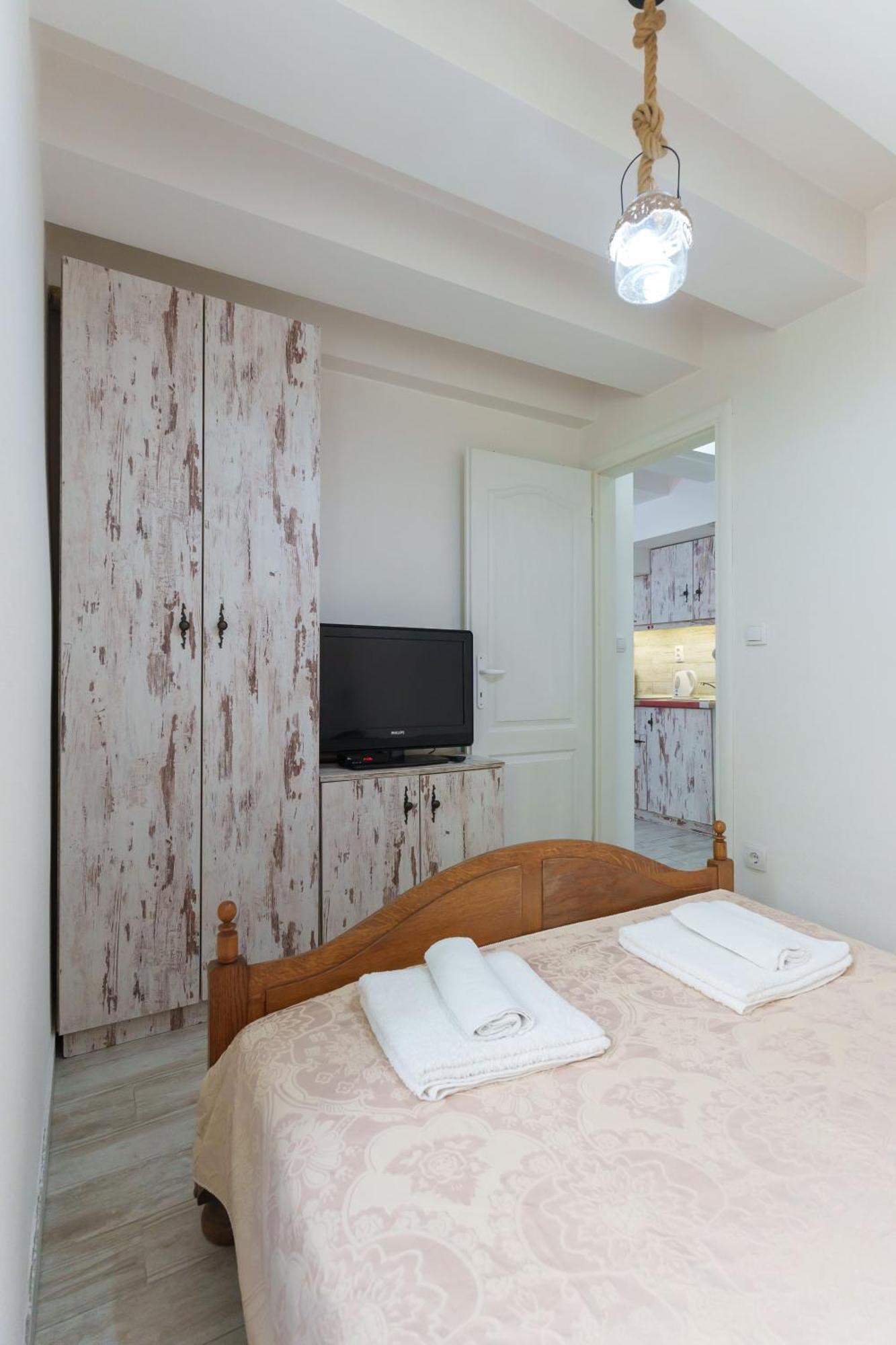 Lara Free Parking Skadarlija Apartment เบลเกรด ภายนอก รูปภาพ
