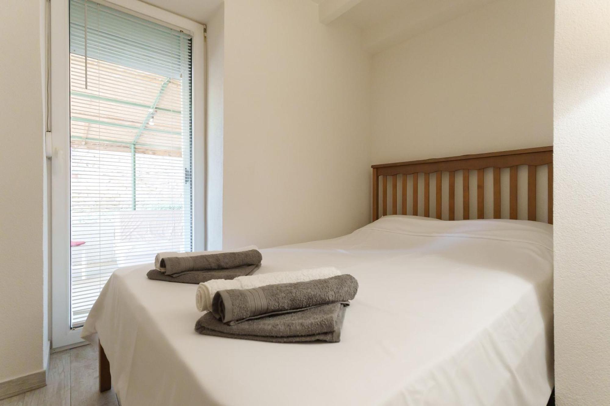 Lara Free Parking Skadarlija Apartment เบลเกรด ภายนอก รูปภาพ